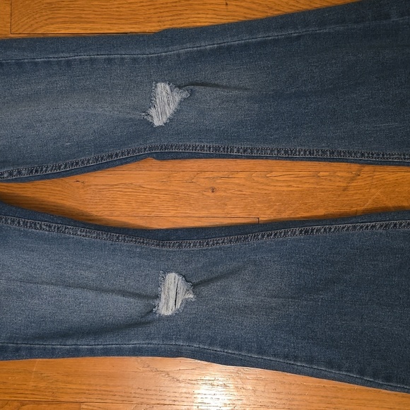 EXCUSE BRAND WOMEN'S JUNIOR SIZE BLUE DISTRESSED JEANS SIZE 3/26W - Picture 5 of 12
